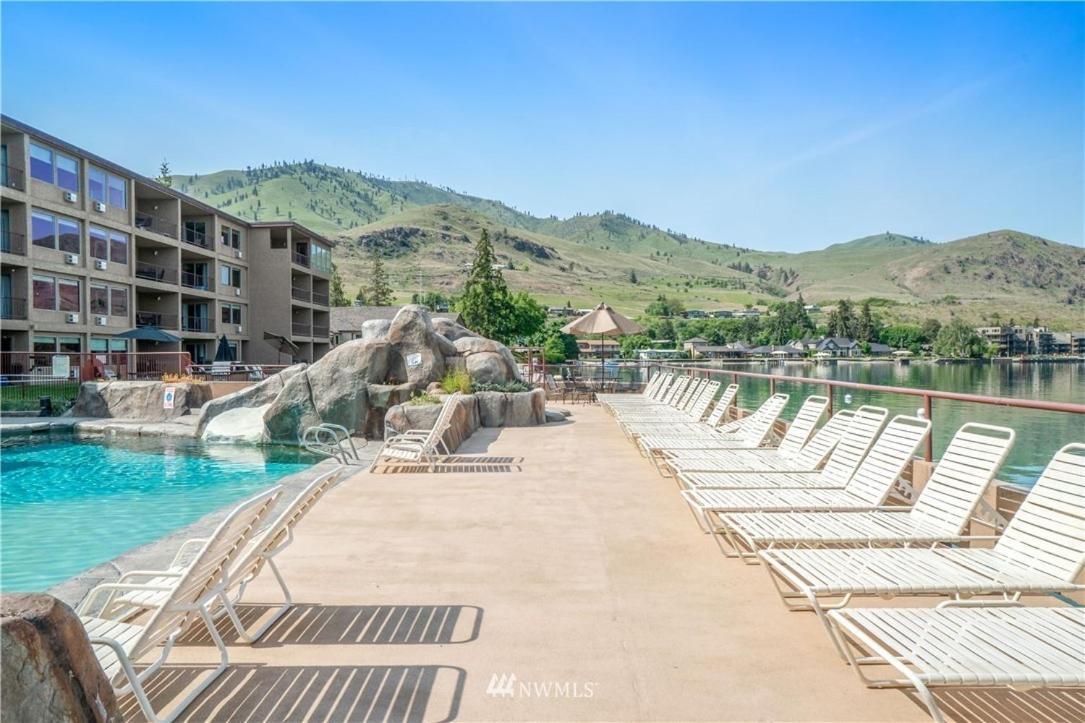 Grandview Lake Chelan- Waterfront View, Pool, Hot Tub, Golf, 1 Min To Downtown المظهر الخارجي الصورة